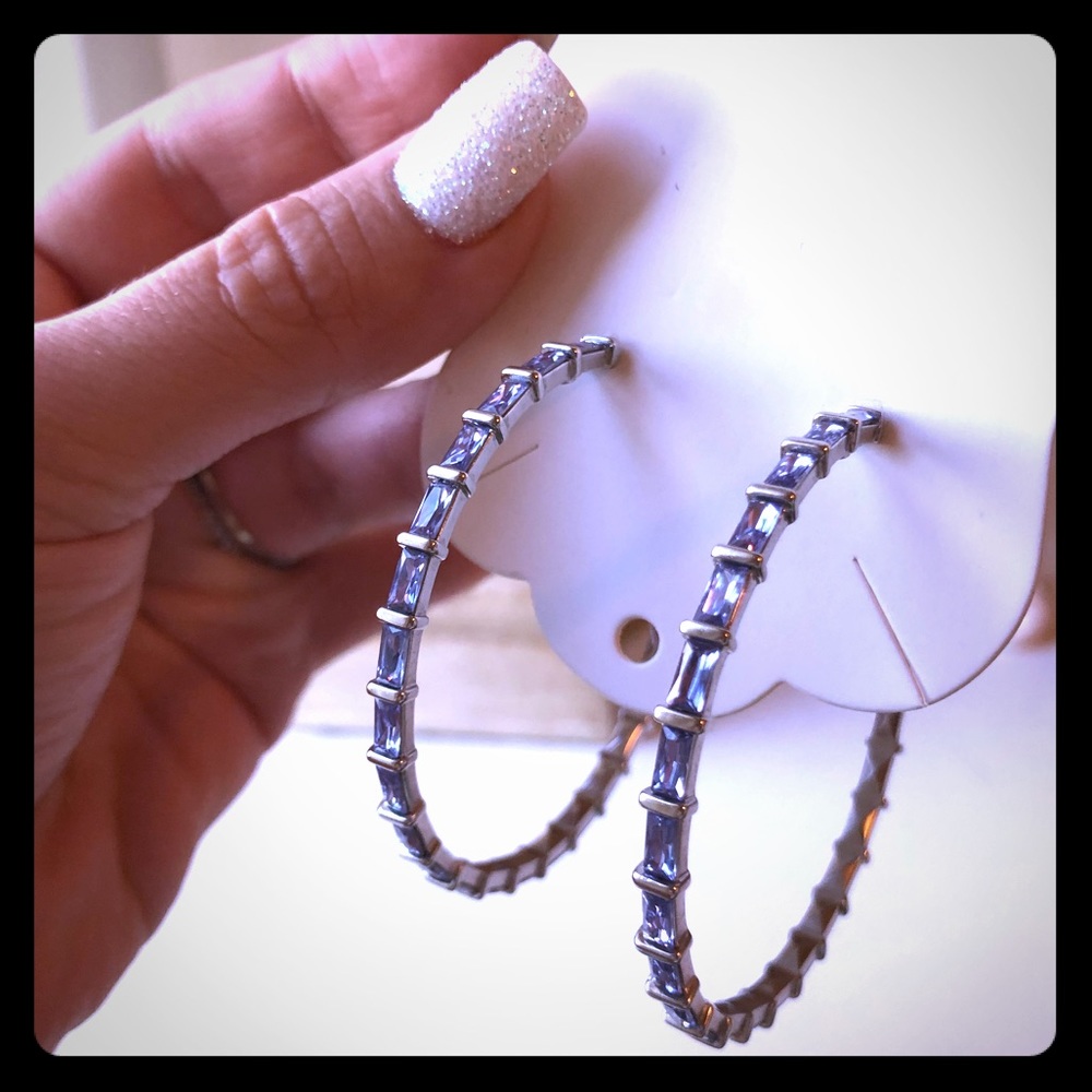 Kendra Scott Thora Silver Hoop Lilac earrings